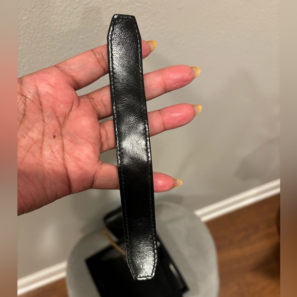 Authentic Small Leather Wallet - Picture 5 of 13